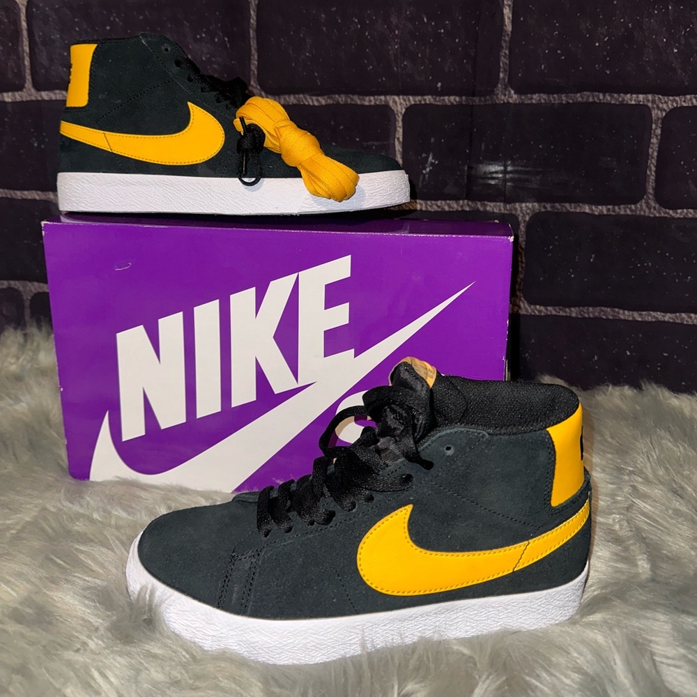 Nike SB Zoom Blazer Mid
